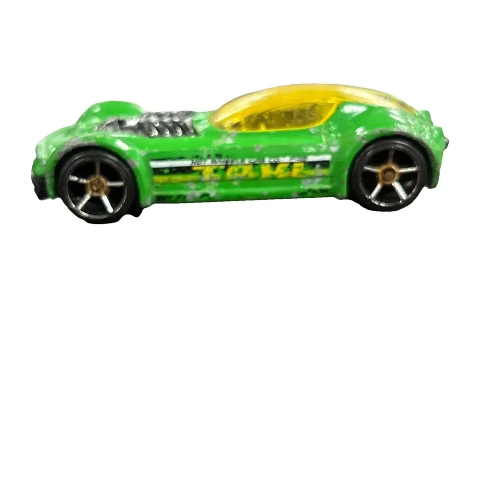 Hot Wheels 2001 Green Ballistik Hot Wheels Cab Co. Taxi Made in Thailand *ROUGH*